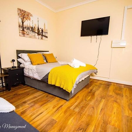 River Street Apartments Truro Dış mekan fotoğraf