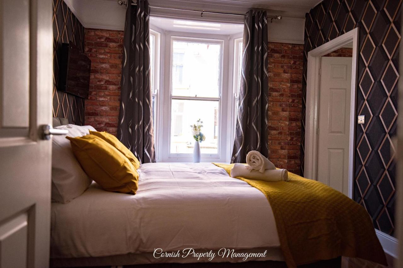 River Street Apartments Truro Dış mekan fotoğraf