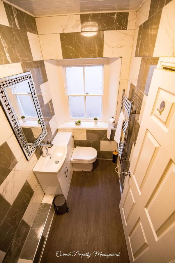 River Street Apartments Truro Dış mekan fotoğraf