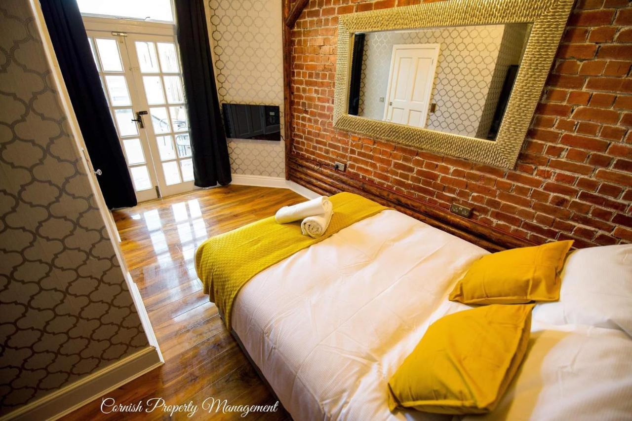 River Street Apartments Truro Dış mekan fotoğraf